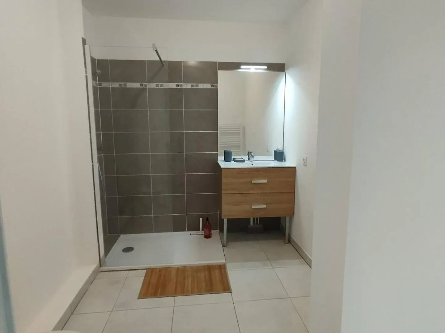 Appartement Spacieux Et Lumineux Cogolin France