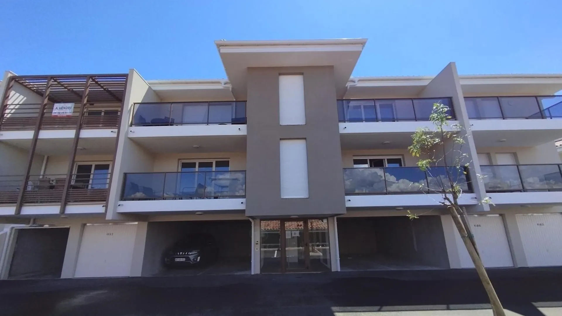 Appartement Spacieux Et Lumineux Cogolin France