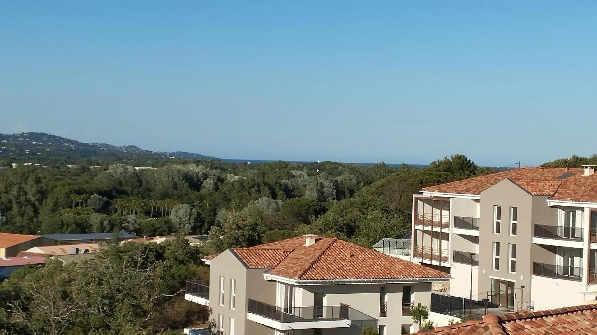 Appartement Spacieux Et Lumineux location
